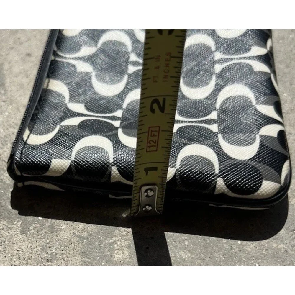 Coach Peyton Dream C East West Swingpack Black & White Logo Bag Purse 6x4.5